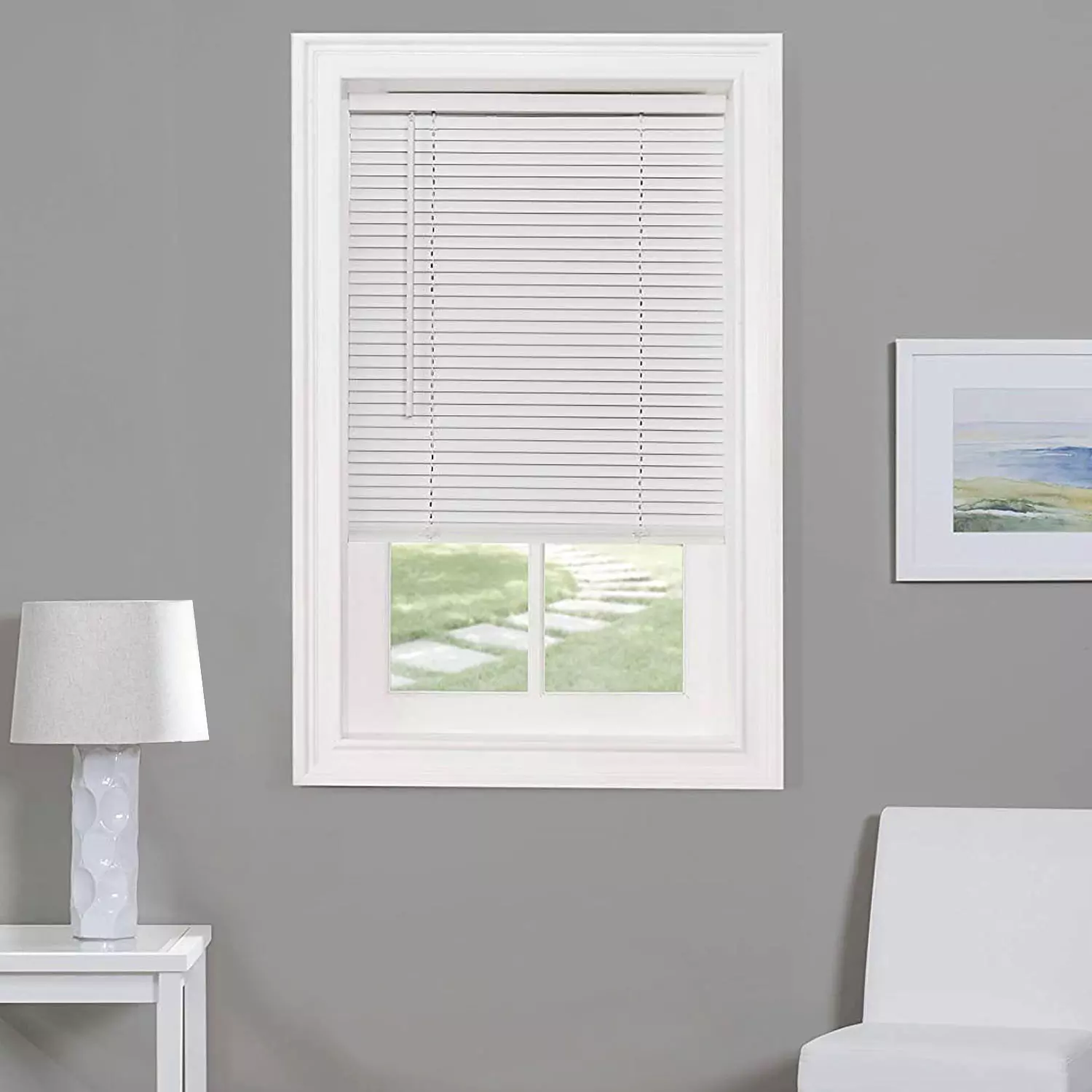 1" White cordless vinyl mini blinds - 24"x45"