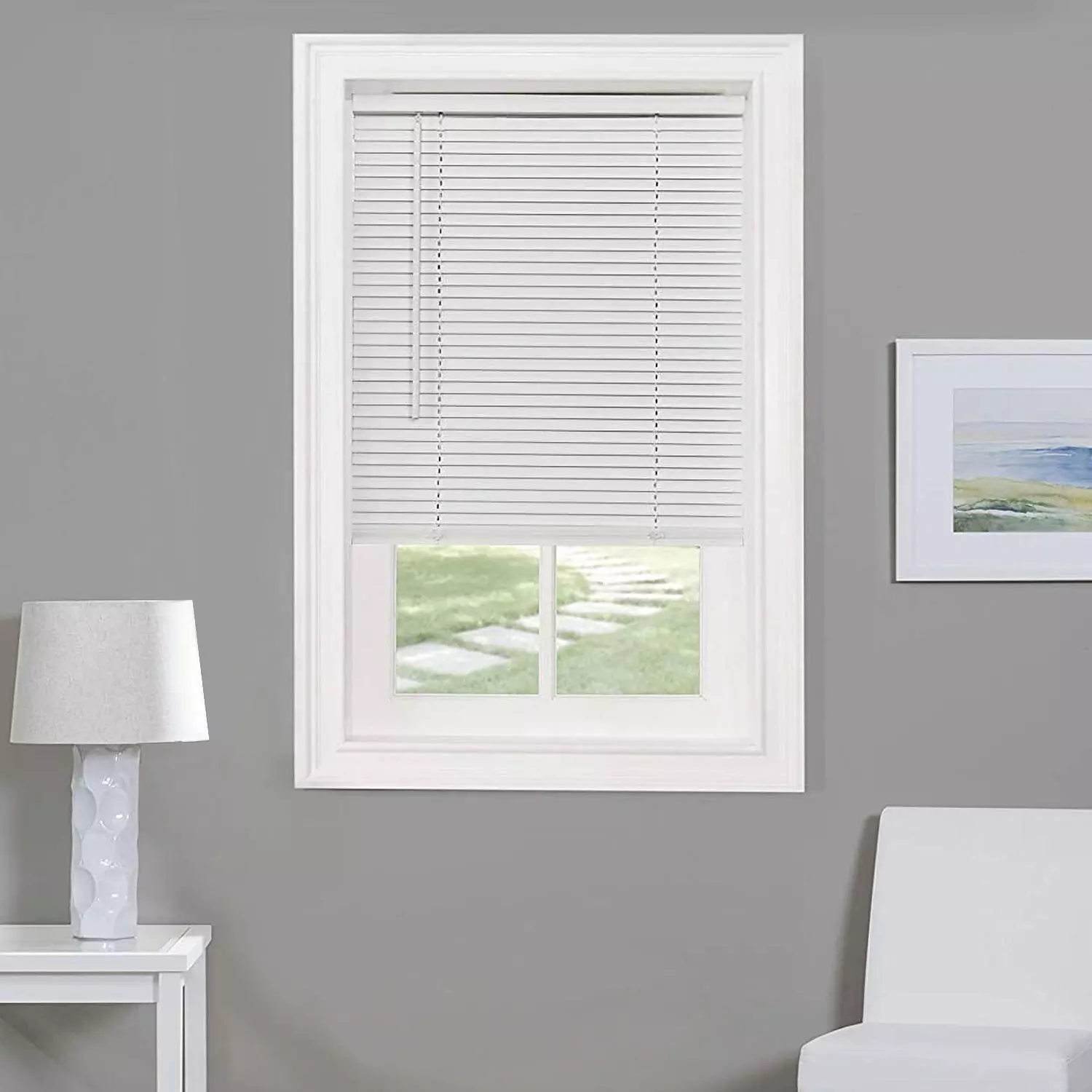 1" White cordless vinyl mini blinds - 27"x45"