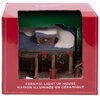 Danson Decor - Village de Noël en céramique de 7,75" - Notre cabine - 2