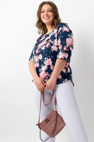 Elbow-sleeve top with shirt tail hem - Vintage roses - Plus Size