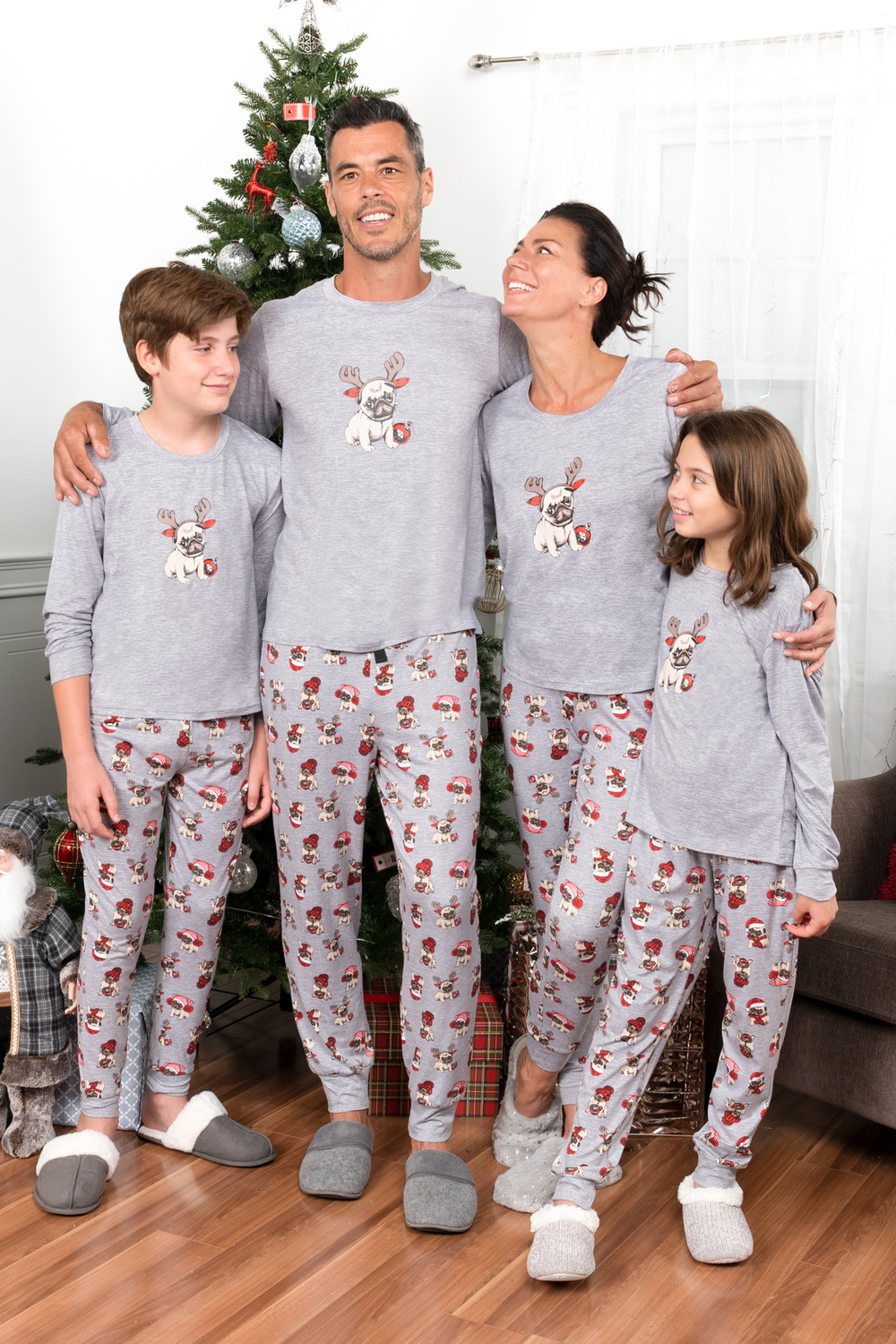 Ens. de pyjama assortis pour la famille ultra doux à manches longues -  Carlin de Noël. Colour: light grey. Size: p, Fr