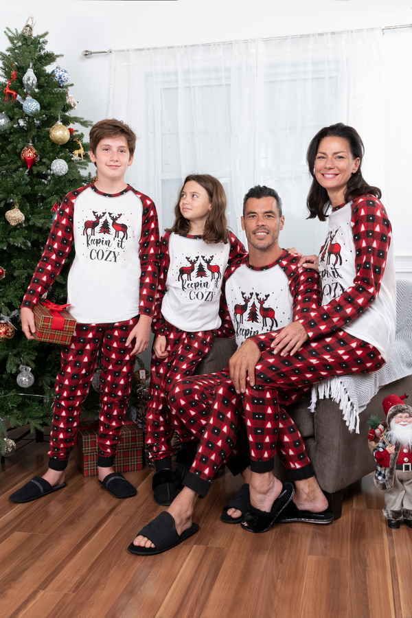 Ens. de pyjamas assortis pour la famille en flanelle polaire - Keepin' it cozy