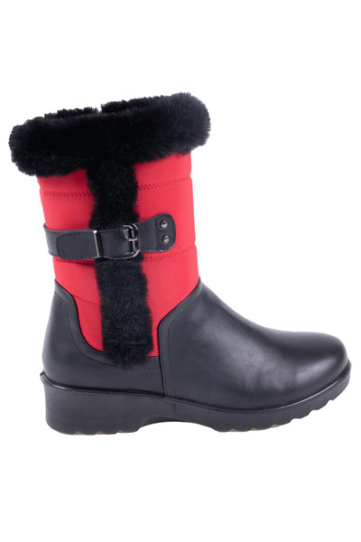 Faux fur lined snow boots with ice grips