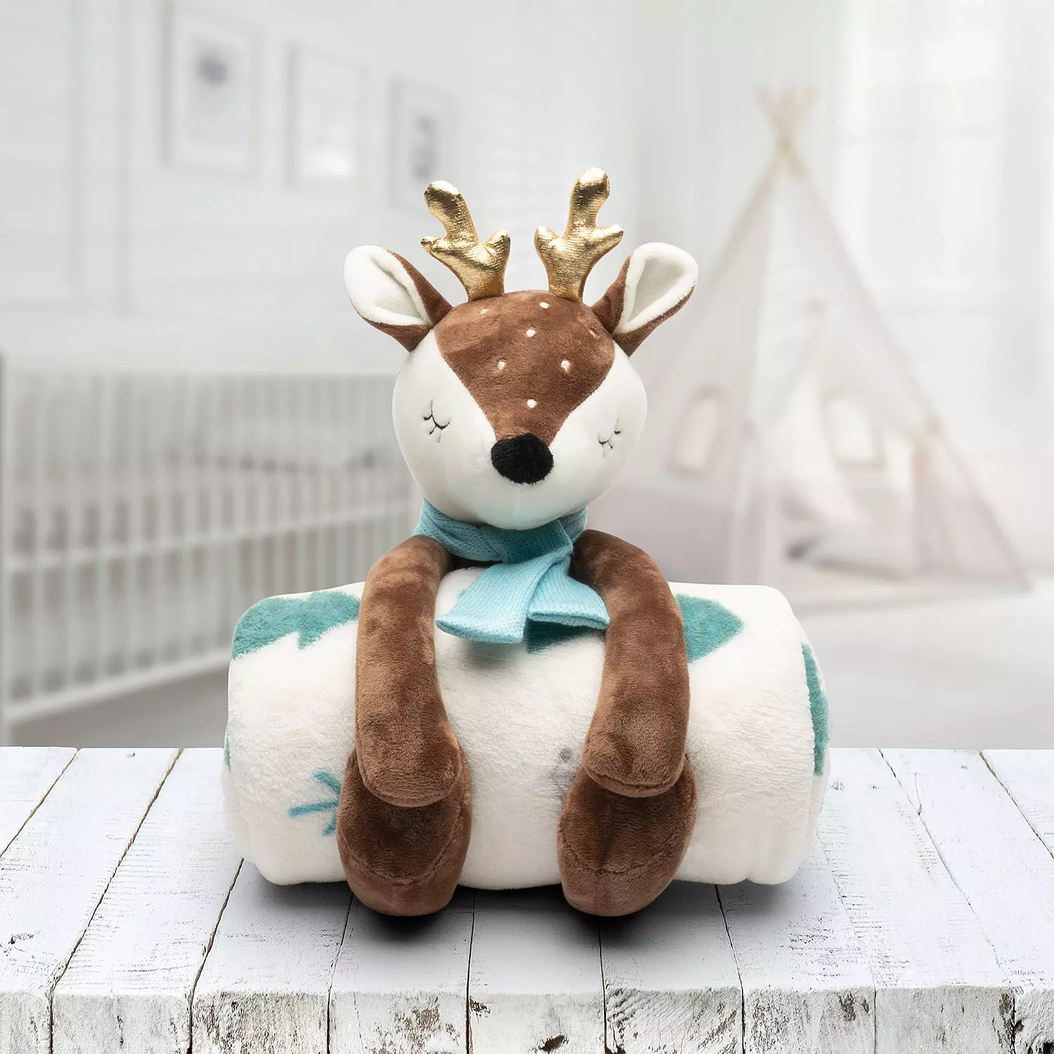 Hugs & Throws set, 48"x60", reindeer