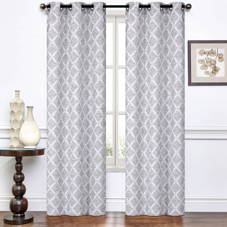 Jacquard curtain with metal grommets, 37"x84" - Textured diamonds