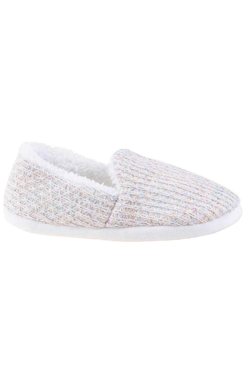 Knit slippers with sherpa lining