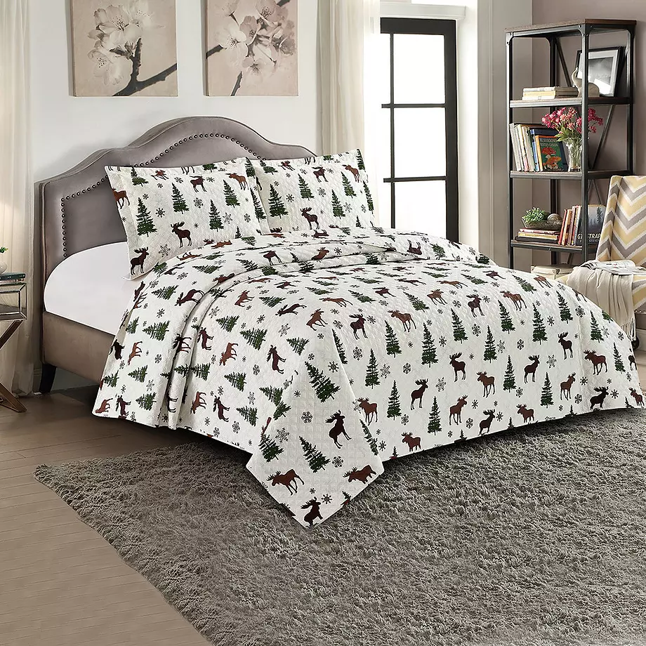 Lodge themed printed quilt set, deers & trees with snowflakes, twin