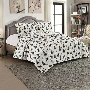 Lodge themed printed quilt set, deers & trees with snowflakes