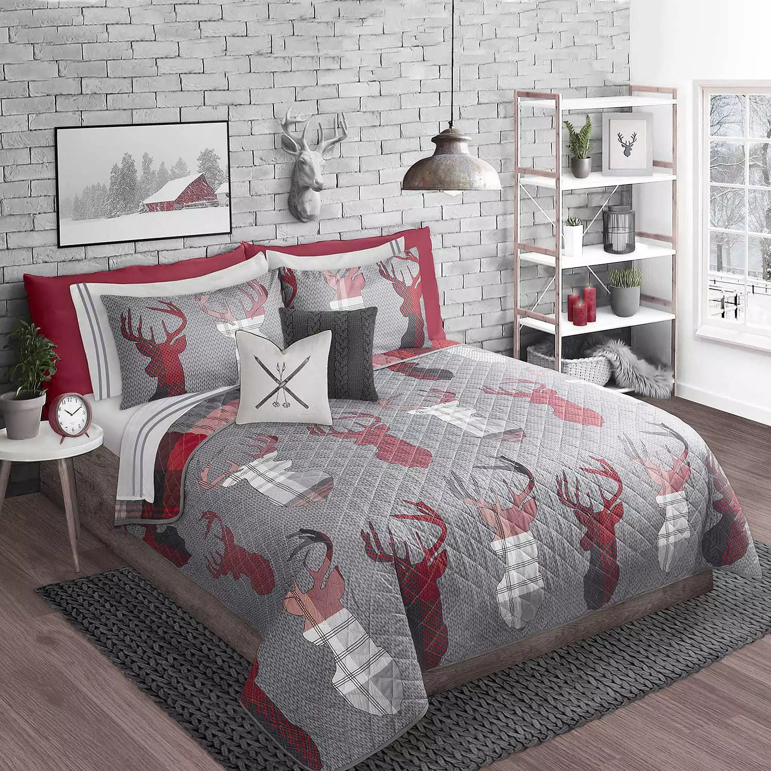 Lodge themed reversible quilt set, moose heads/plaid pattern, king