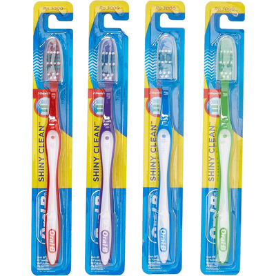 Oral-B - Shiny Clean soft toothbrush