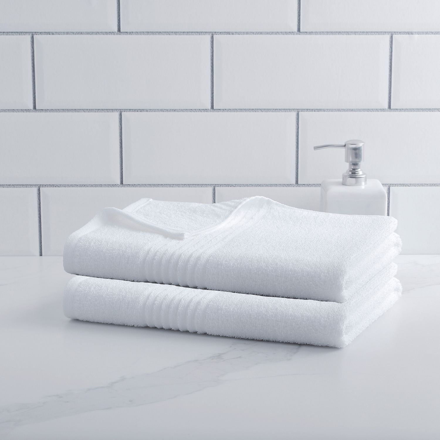 Solid cotton bath towel