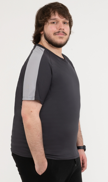 T-shirt actif bicolore avec col en V - Charbon avec accents gris pâles - Taille plus